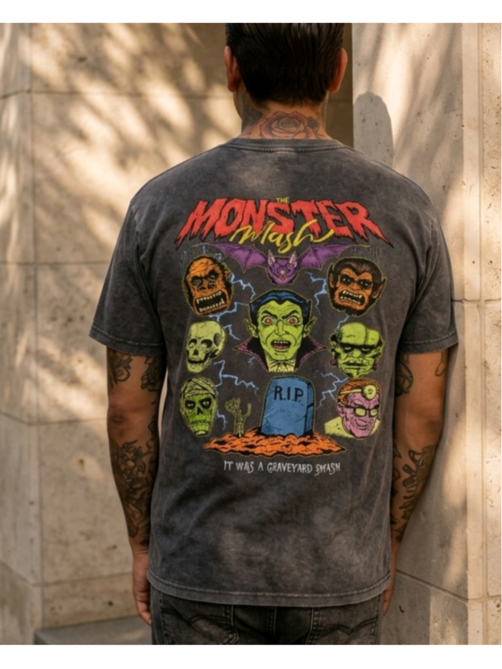 Men's Unisex Monster Mash Graphic Tee Shirt Size M Grey Halloween Great Quality